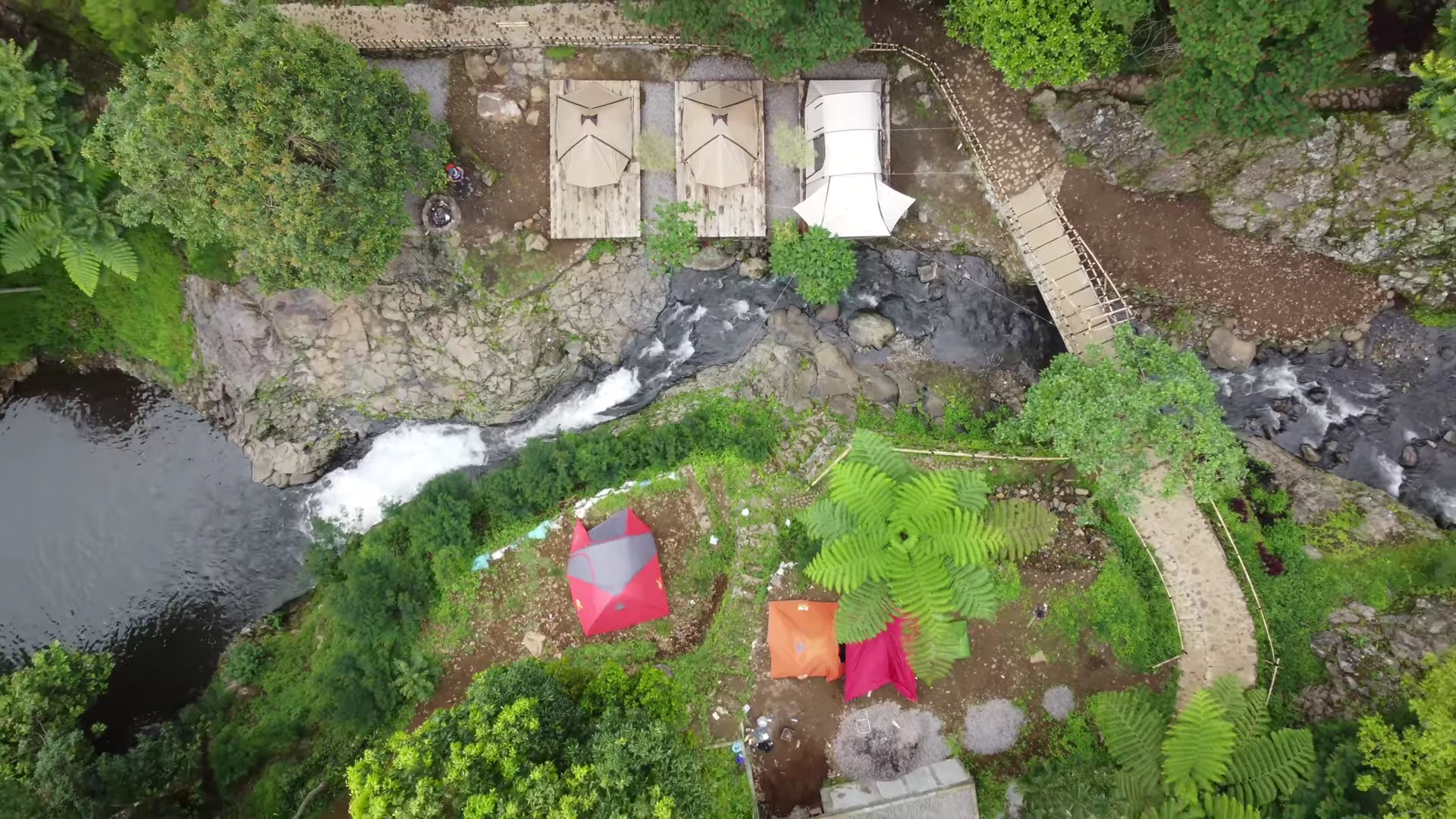 Drone Curug Tilu Leuwi Opat