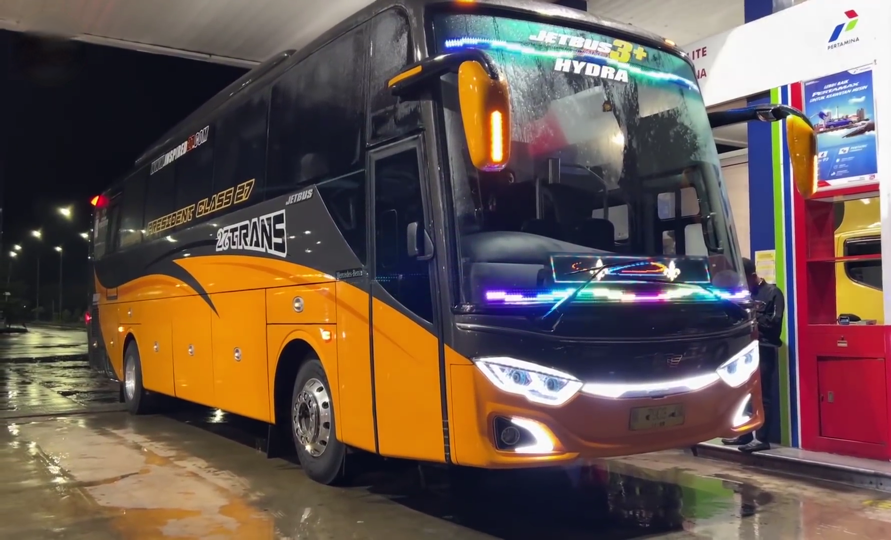 Bus 27 Trans