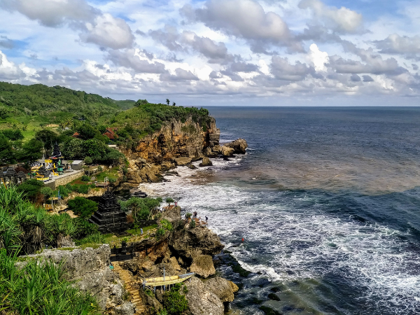 Pantai Ngobaran
