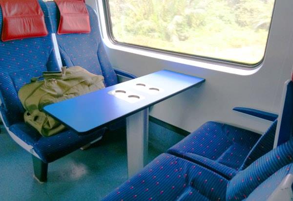 ETS 电动火车桌椅