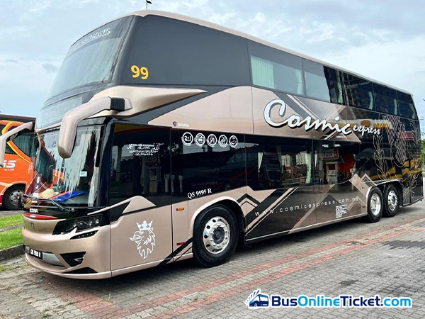 Cosmic Singapore Express coach exterior
