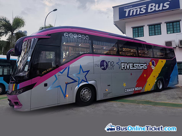 The One Tours & Travel (Five Stars Express) coach exterior
