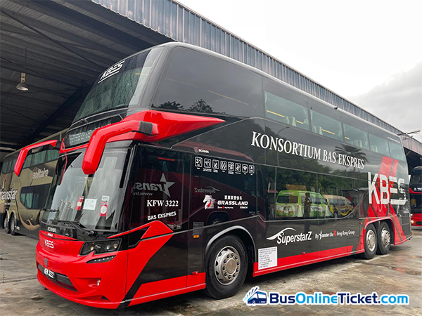 Transtar Express Xtras coach exterior
