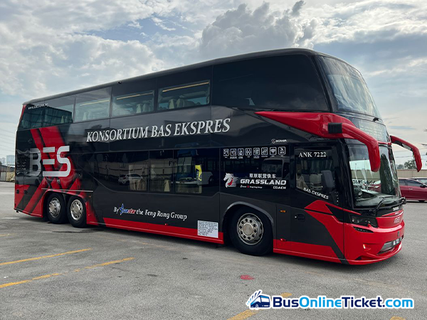 Grassland - Transtar coach exterior