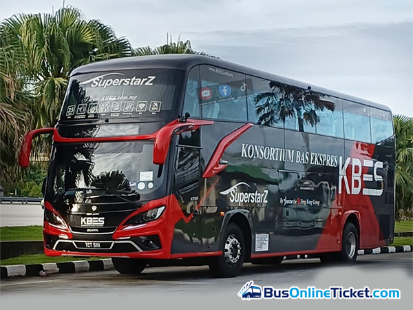 Konsortium Express coach exterior