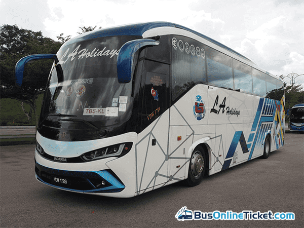 Sin Yong Express coach