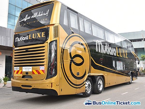 Mutiara LUXE coach exterior