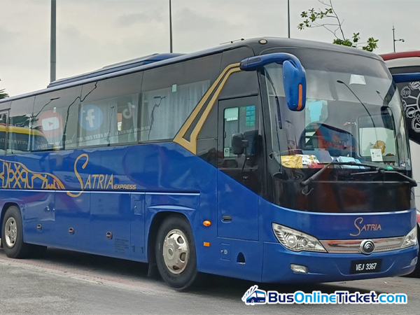 Satria Express coach