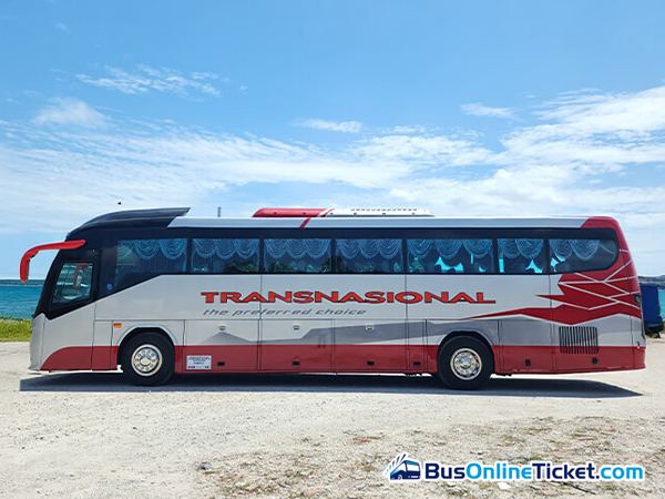 Transnasional coach