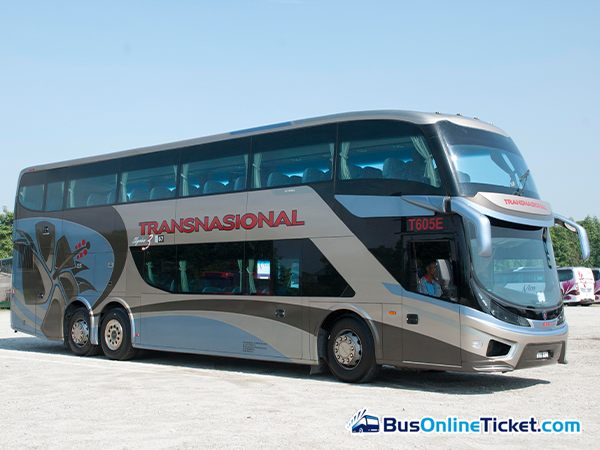 Transnasional coach