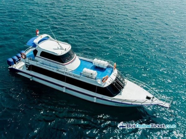 Waruna Darma Express Ferry ke BusOnlineTicket